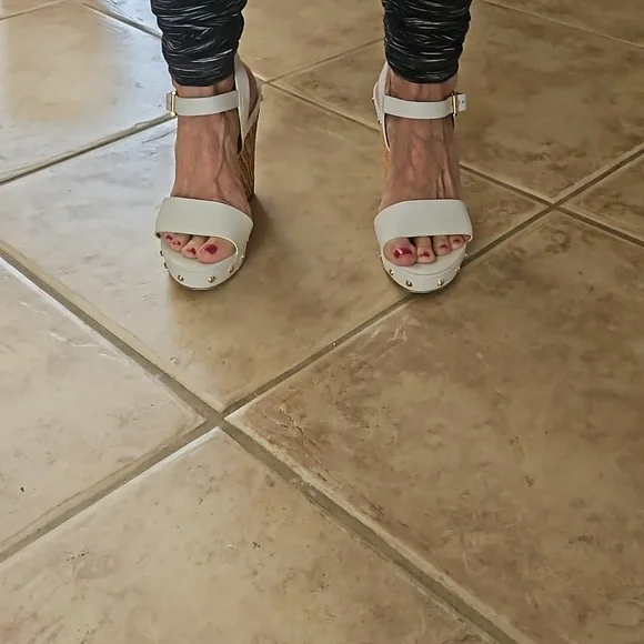 Michael Kors Ellen leather - Picture 3 of 10